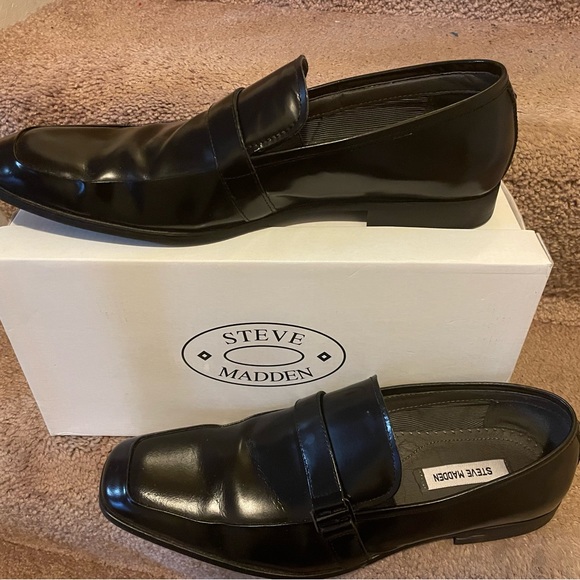 Steve Madden Other - Mens black Steve Madden dress shoe